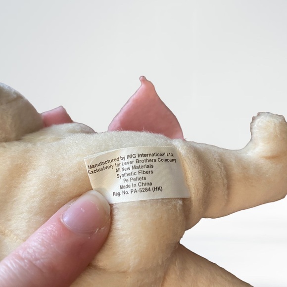 2000 Snuggle Fabric Softener Mini Teddy Bear Holding Pink Blanket Stuffed Plush - Picture 10 of 10